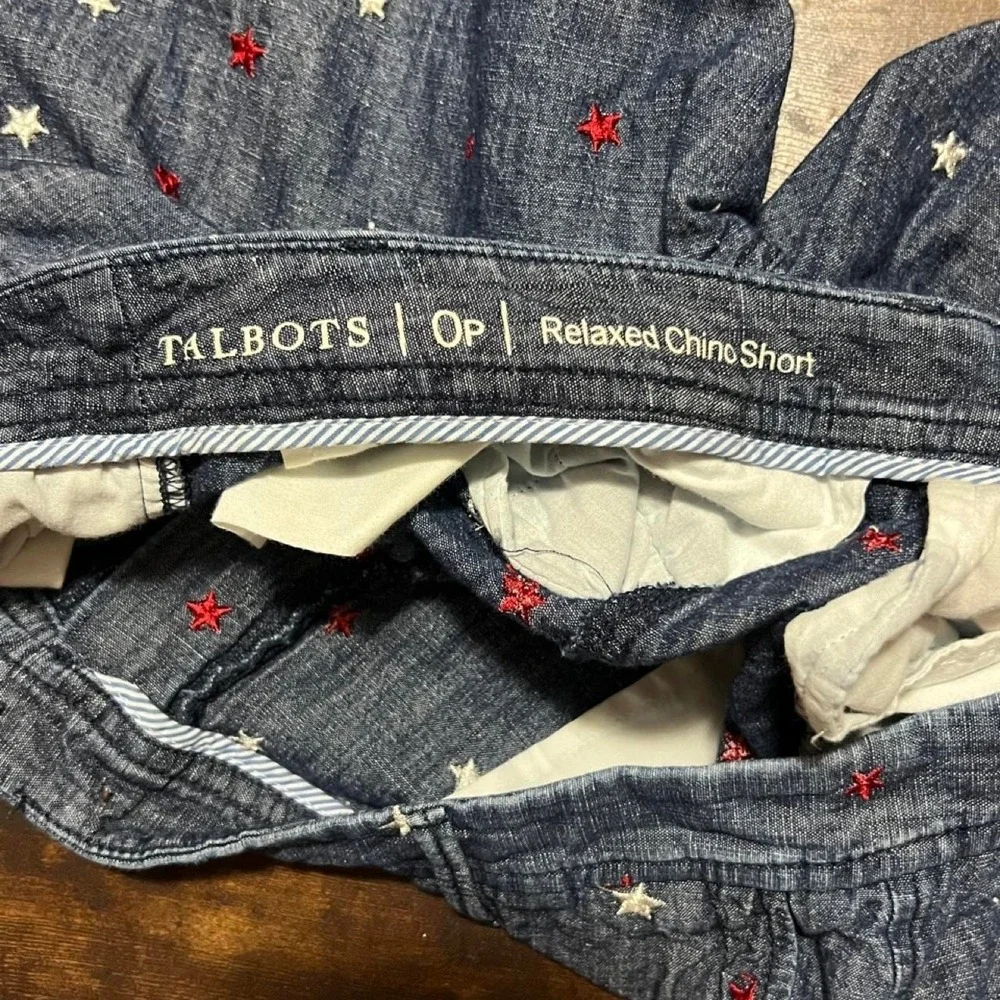 Talbots relaxed fit denim shorts with white and red star embroidery 308.5